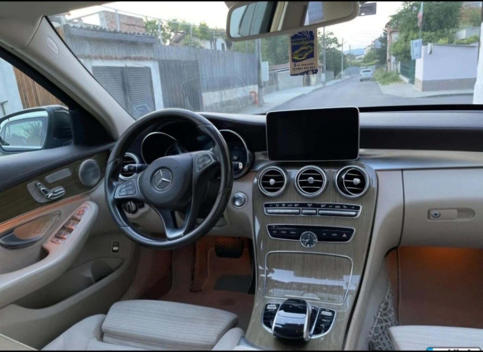 Mercedes-Benz C 220, снимка 9 - Автомобили и джипове - 54183952