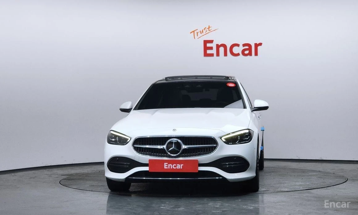 Mercedes-Benz C 200, снимка 3 - Автомобили и джипове - 54394563