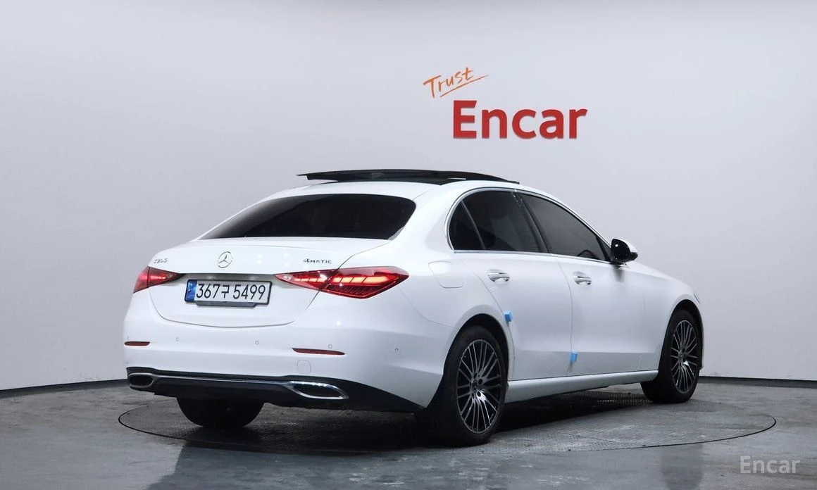 Mercedes-Benz C 200, снимка 2 - Автомобили и джипове - 54394563