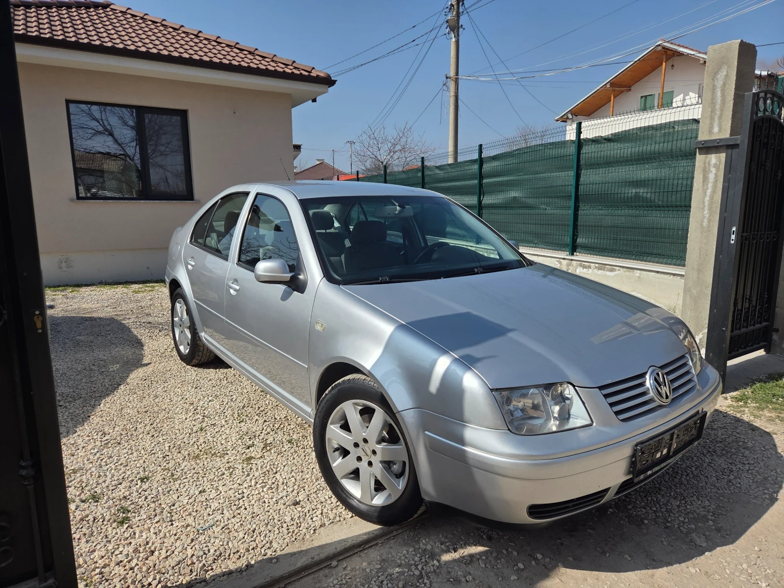 VW Bora 1.9TDi, снимка 2 - Автомобили и джипове - 54866361