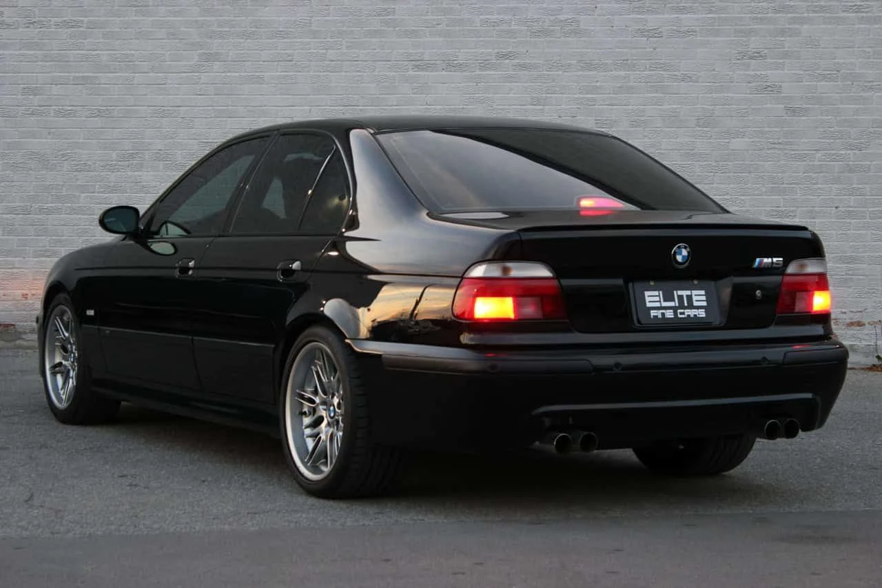 BMW M5 | ФИКСИРАНА ЦЕНА ДО БЪЛГАРИЯ | , снимка 4 - Автомобили и джипове - 54655830