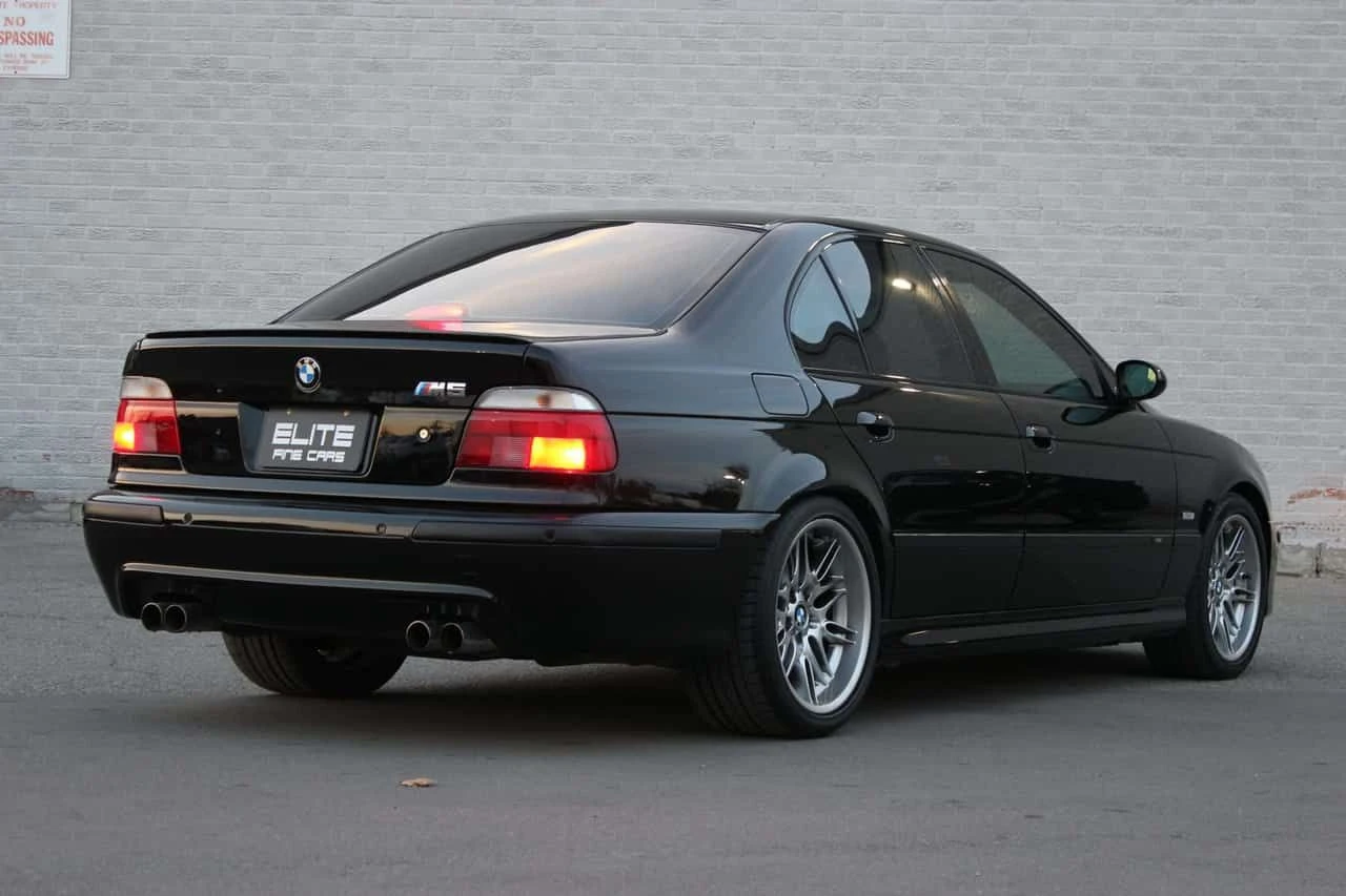 BMW M5 | ФИКСИРАНА ЦЕНА ДО БЪЛГАРИЯ | , снимка 5 - Автомобили и джипове - 54655830