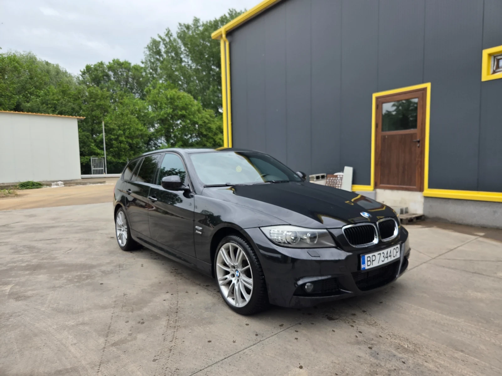 BMW 320 E91 2.0d XDrive