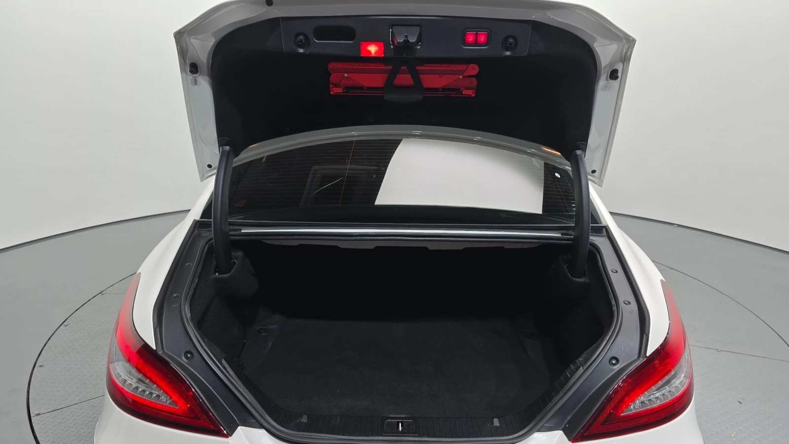 Mercedes-Benz CLS 350 d 4MATIC, снимка 12 - Автомобили и джипове - 55654926
