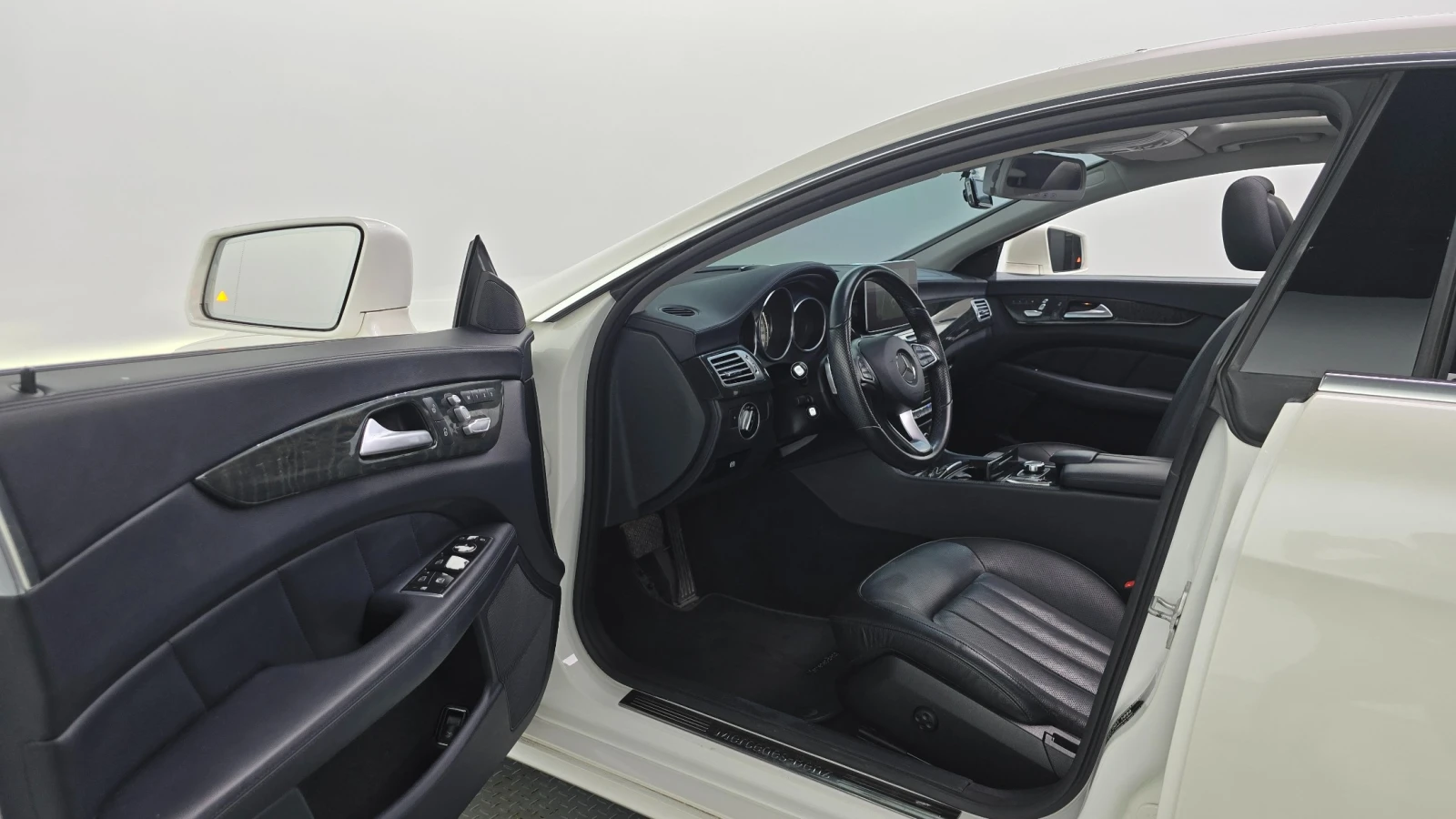 Mercedes-Benz CLS 350 d 4MATIC, снимка 6 - Автомобили и джипове - 55654926