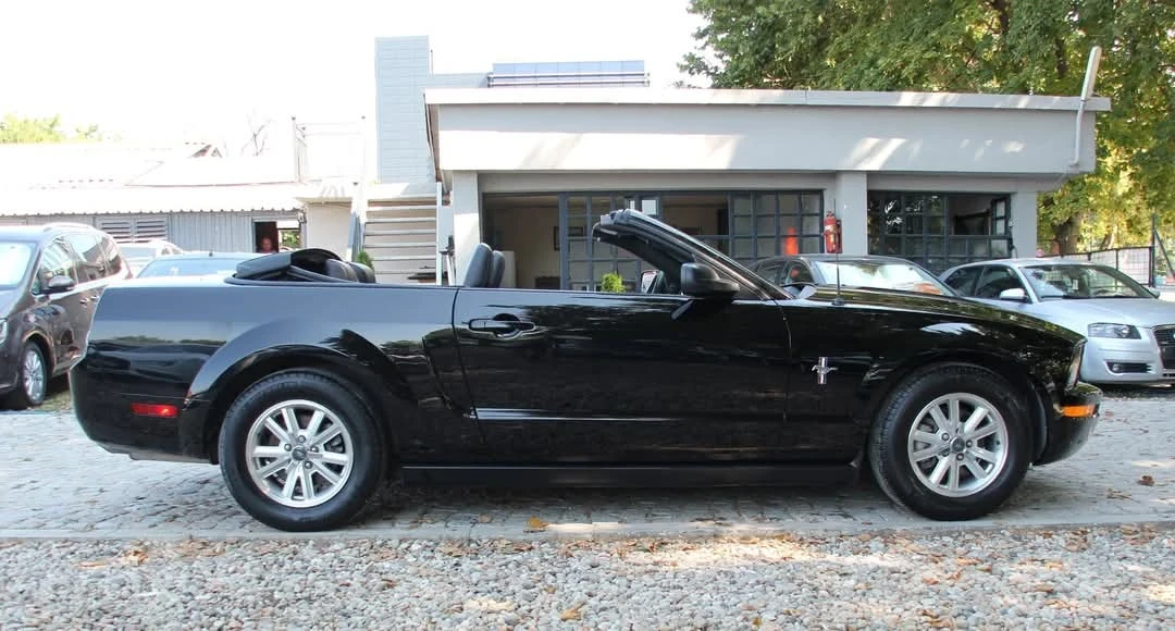 Ford Mustang Cabrio 4.0 V6, снимка 4 - Автомобили и джипове - 55681762