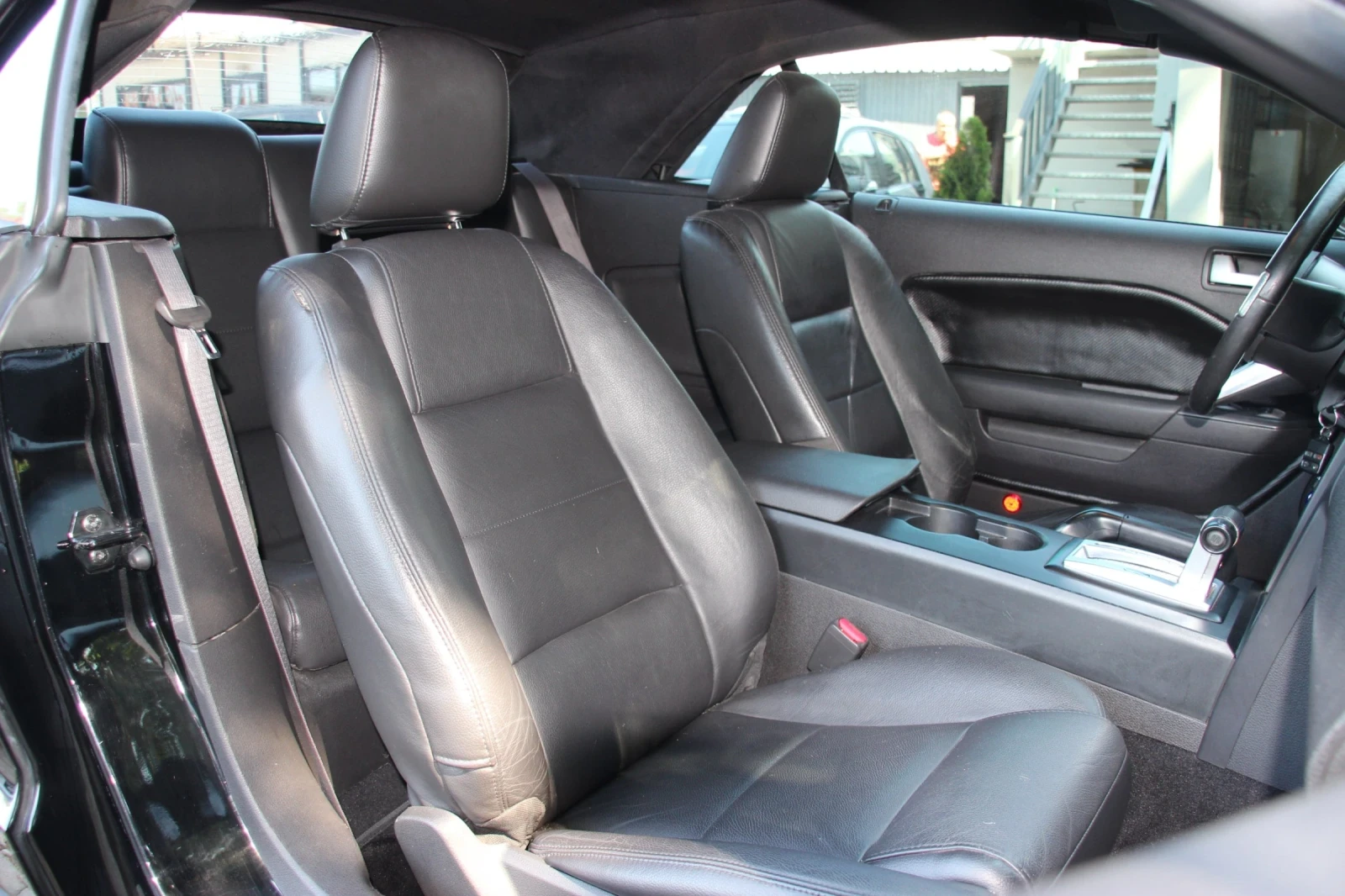 Ford Mustang Cabrio 4.0 V6, снимка 9 - Автомобили и джипове - 55681762