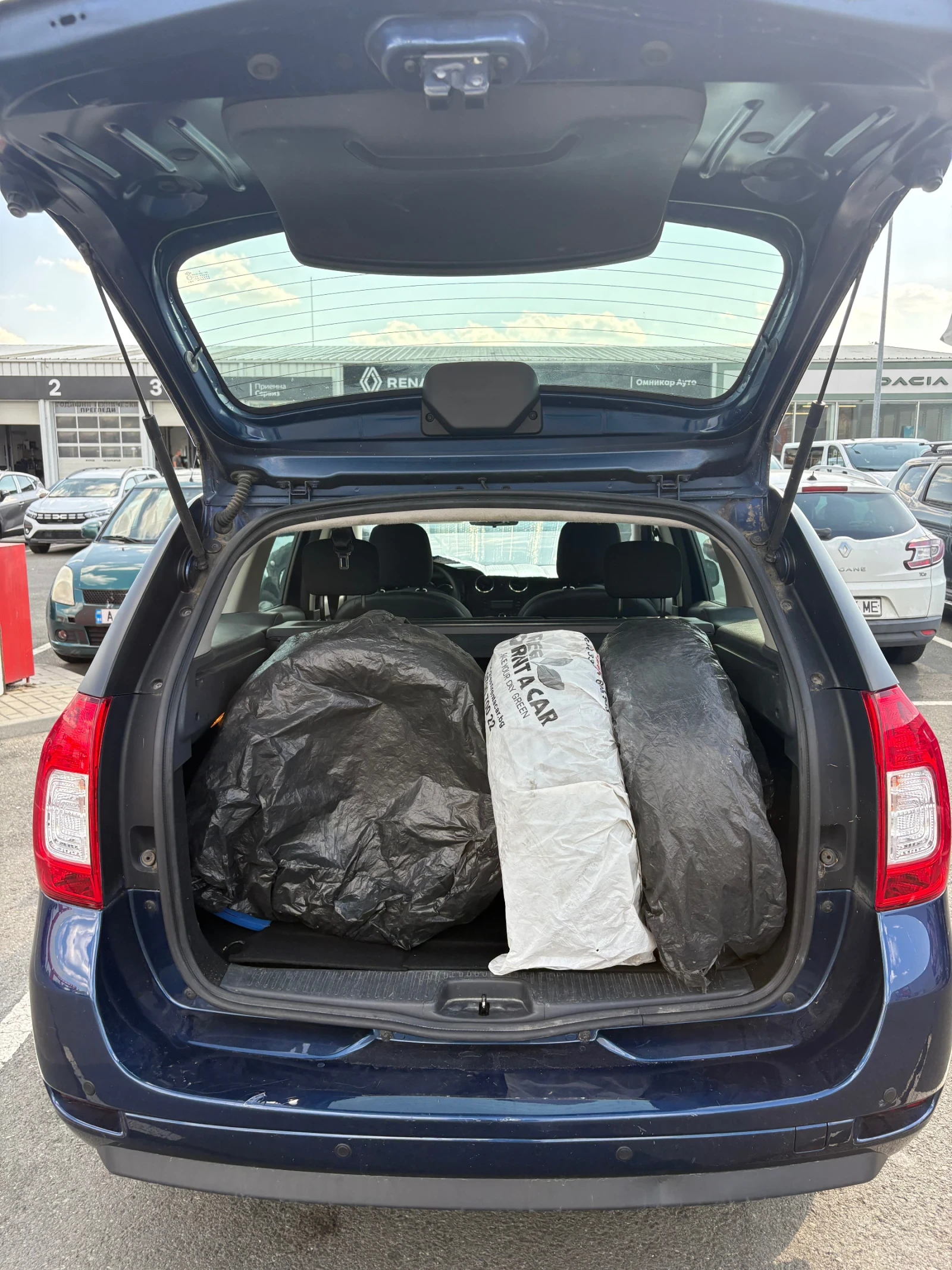 Dacia Logan 0.9 i LPG, снимка 10 - Автомобили и джипове - 55877701