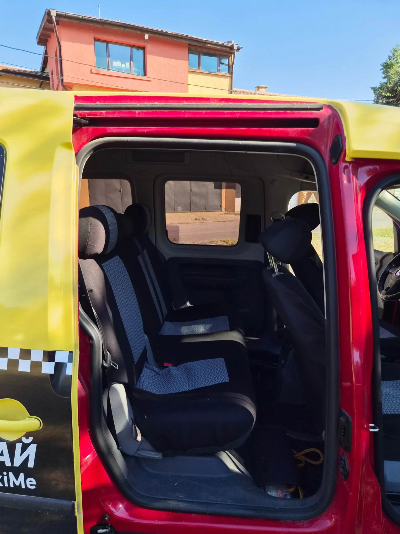 VW Caddy, снимка 6 - Автомобили и джипове - 56119205