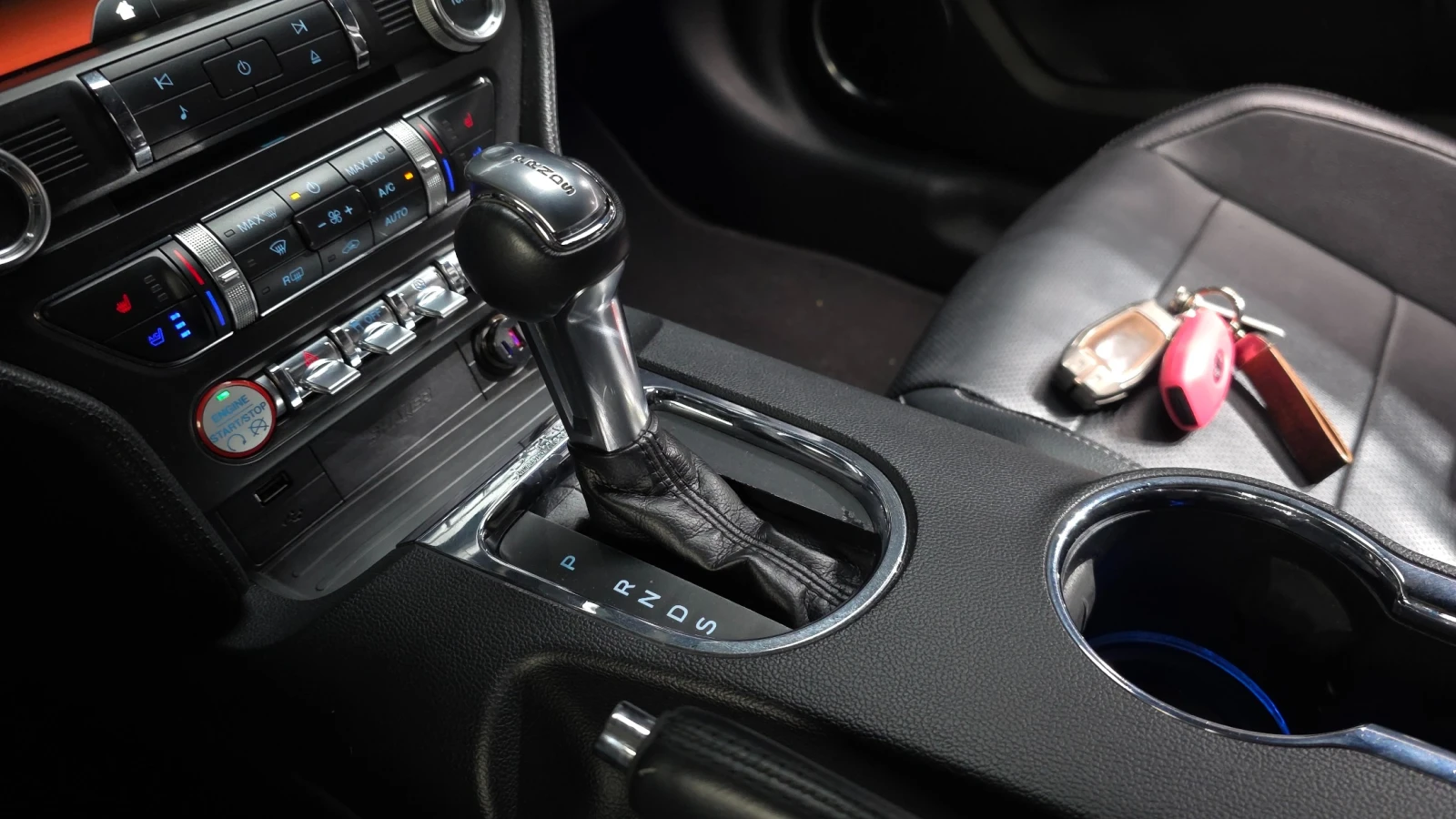 Ford Mustang 2.3 EcoBoost, снимка 7 - Автомобили и джипове - 56224610