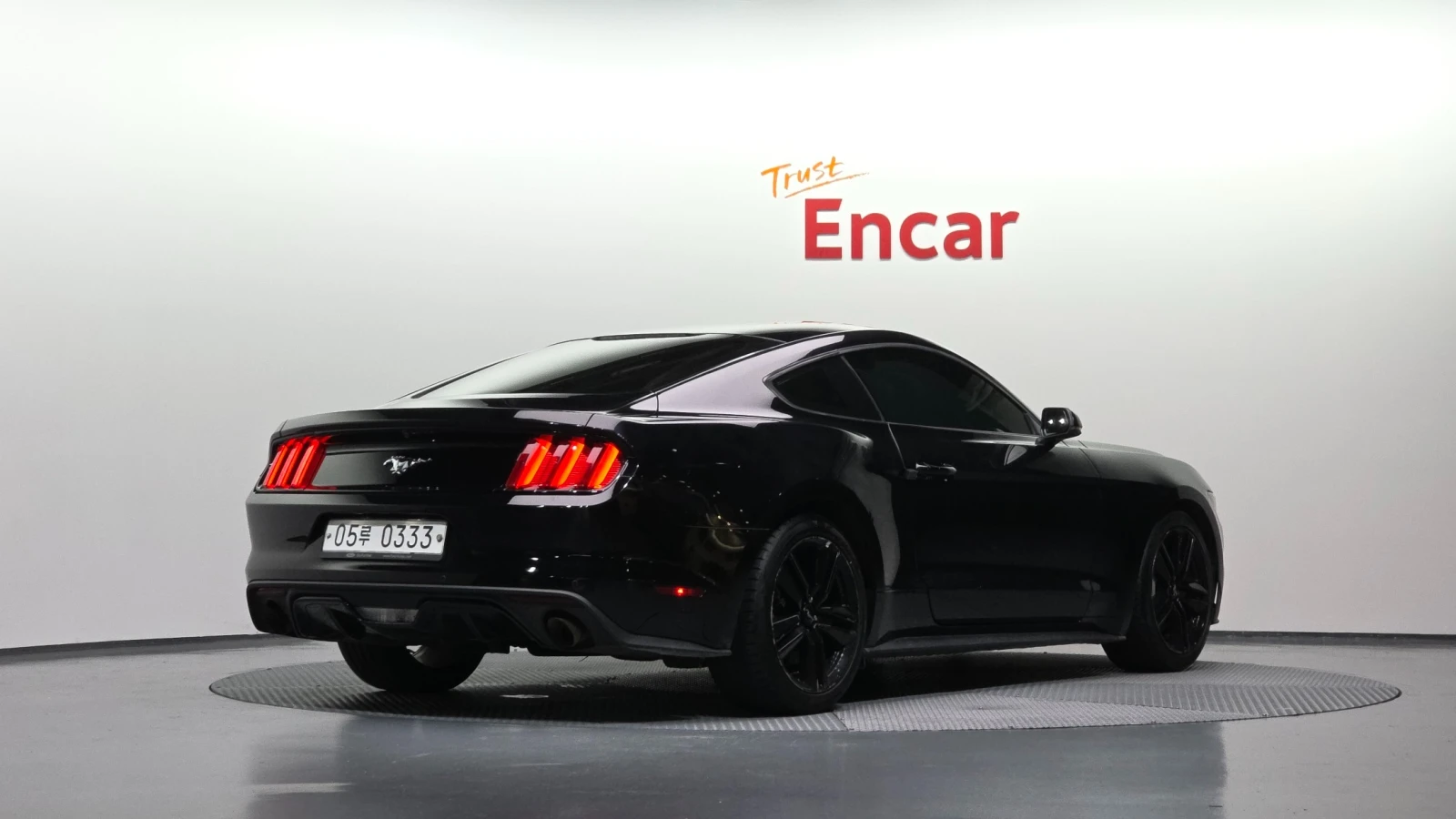 Ford Mustang 2.3 EcoBoost, снимка 2 - Автомобили и джипове - 56224610
