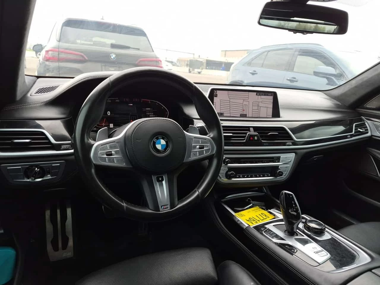 BMW 750 * Sedan 750i Xdrive * CARFAX * , снимка 10 - Автомобили и джипове - 56300871