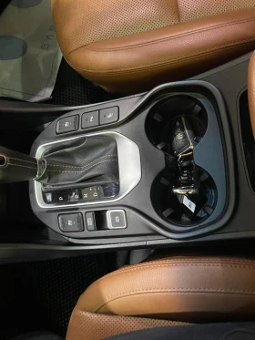 Hyundai Santa fe 2.2 CRDi ! 4WD ! Exclusive Special ! - 16600 € / 32466.78 лв. - 71311141 17