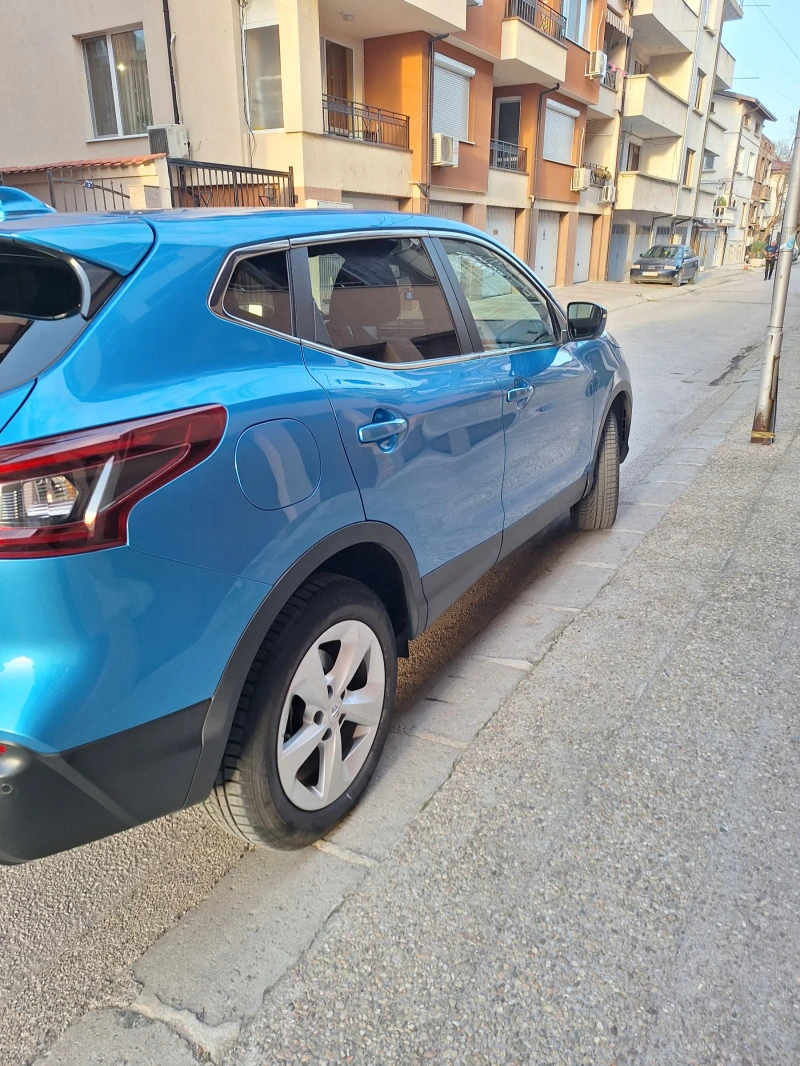 Nissan Qashqai, снимка 4 - Автомобили и джипове - 45709209