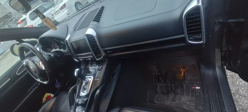 Porsche Cayenne 3.0 дизел#BOSE#Пружини#Всичко платено, снимка 7 - Автомобили и джипове - 52620772