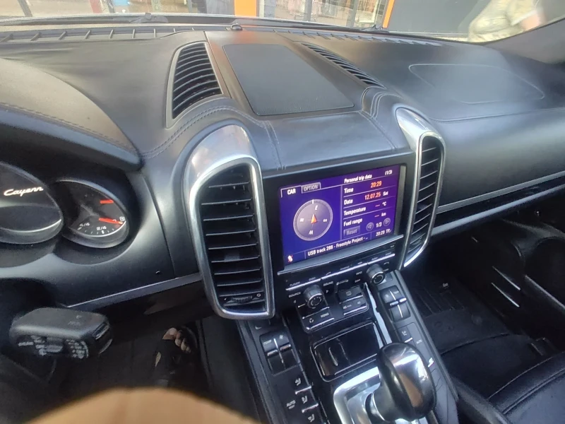Porsche Cayenne 3.0 дизел#BOSE#Пружини#Всичко платено, снимка 9 - Автомобили и джипове - 52620772