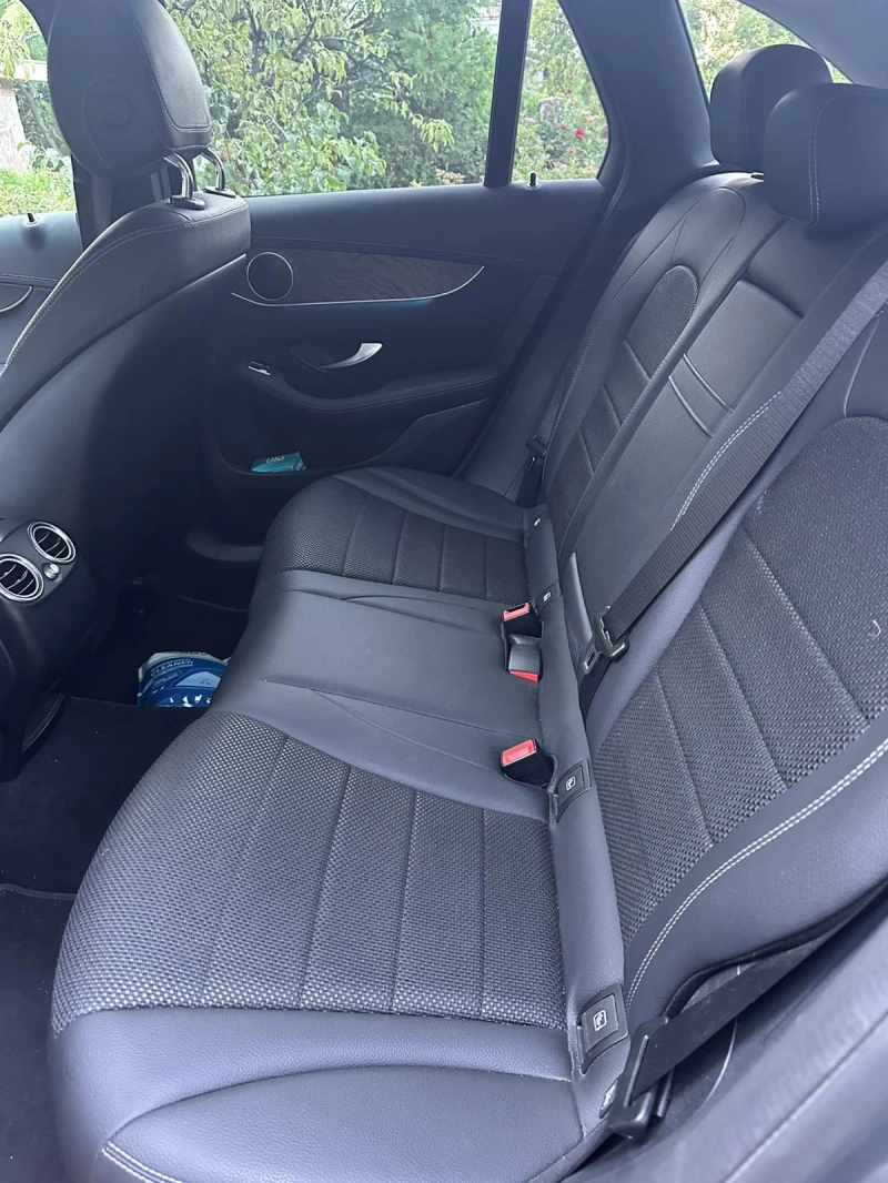Mercedes-Benz GLC 250 4Matic, снимка 9 - Автомобили и джипове - 52723772