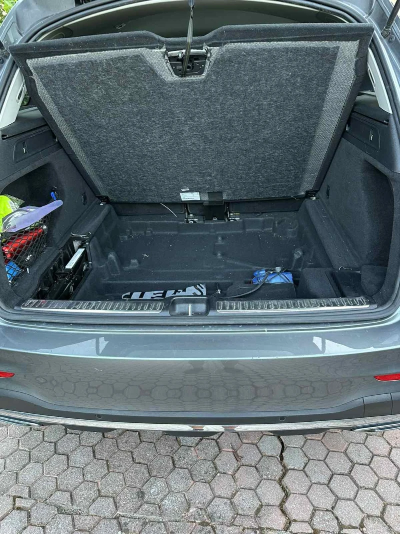 Mercedes-Benz GLC 250 4Matic, снимка 11 - Автомобили и джипове - 52723772