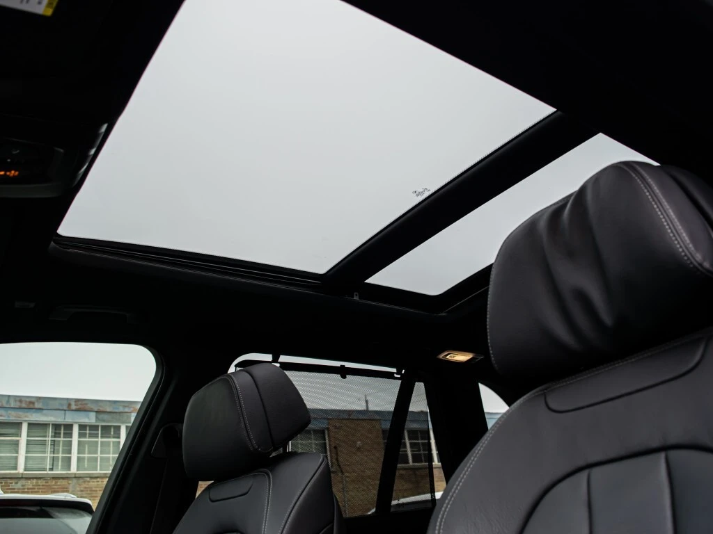 BMW X5 * * CARFAX * *   * *  | Mobile.bg   11