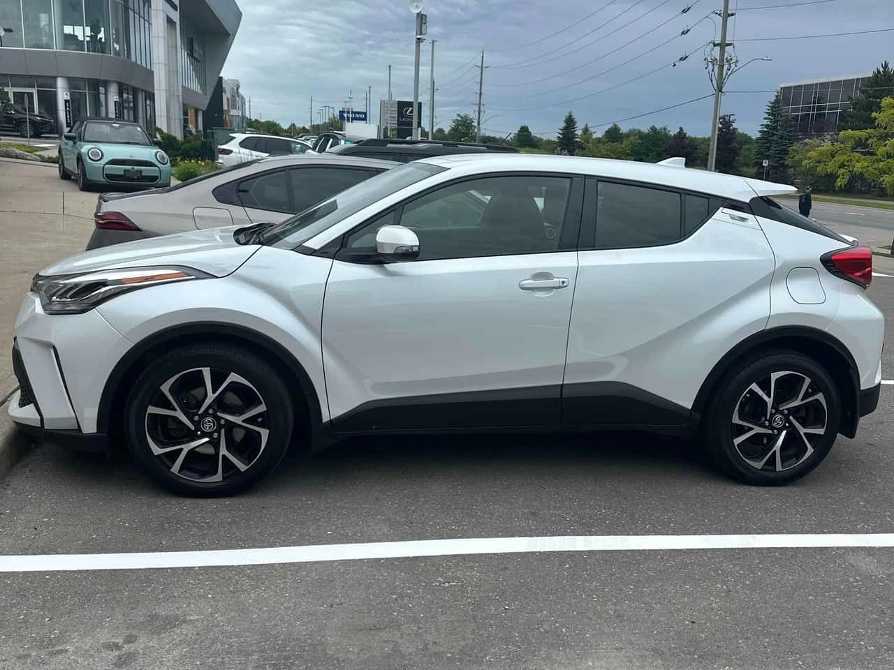 Toyota C-HR * FWD * CARFAX * ЦЕНА ДО БГ, снимка 2 - Автомобили и джипове - 55035211
