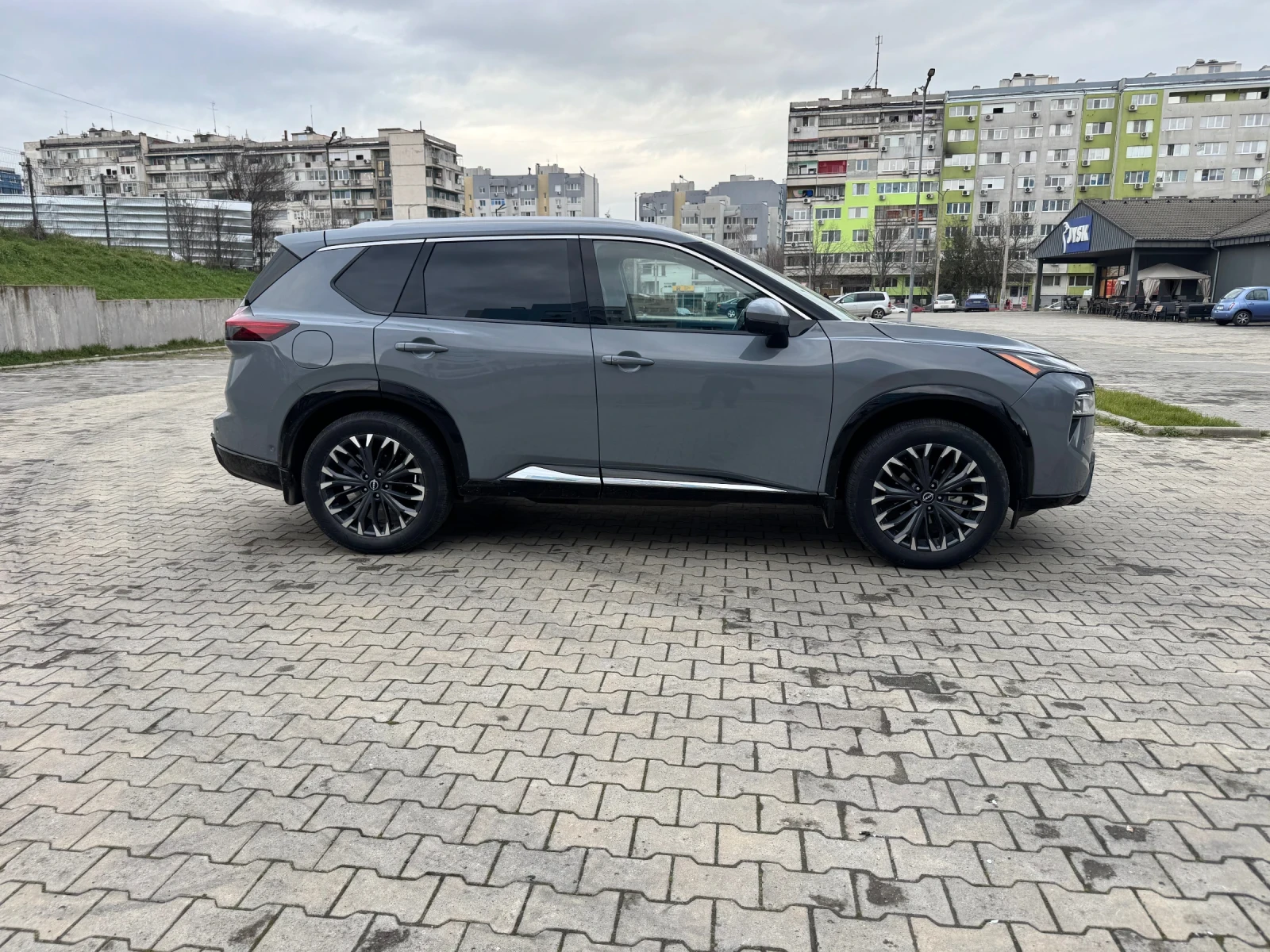 Nissan X-trail Platinum , снимка 4 - Автомобили и джипове - 55182756