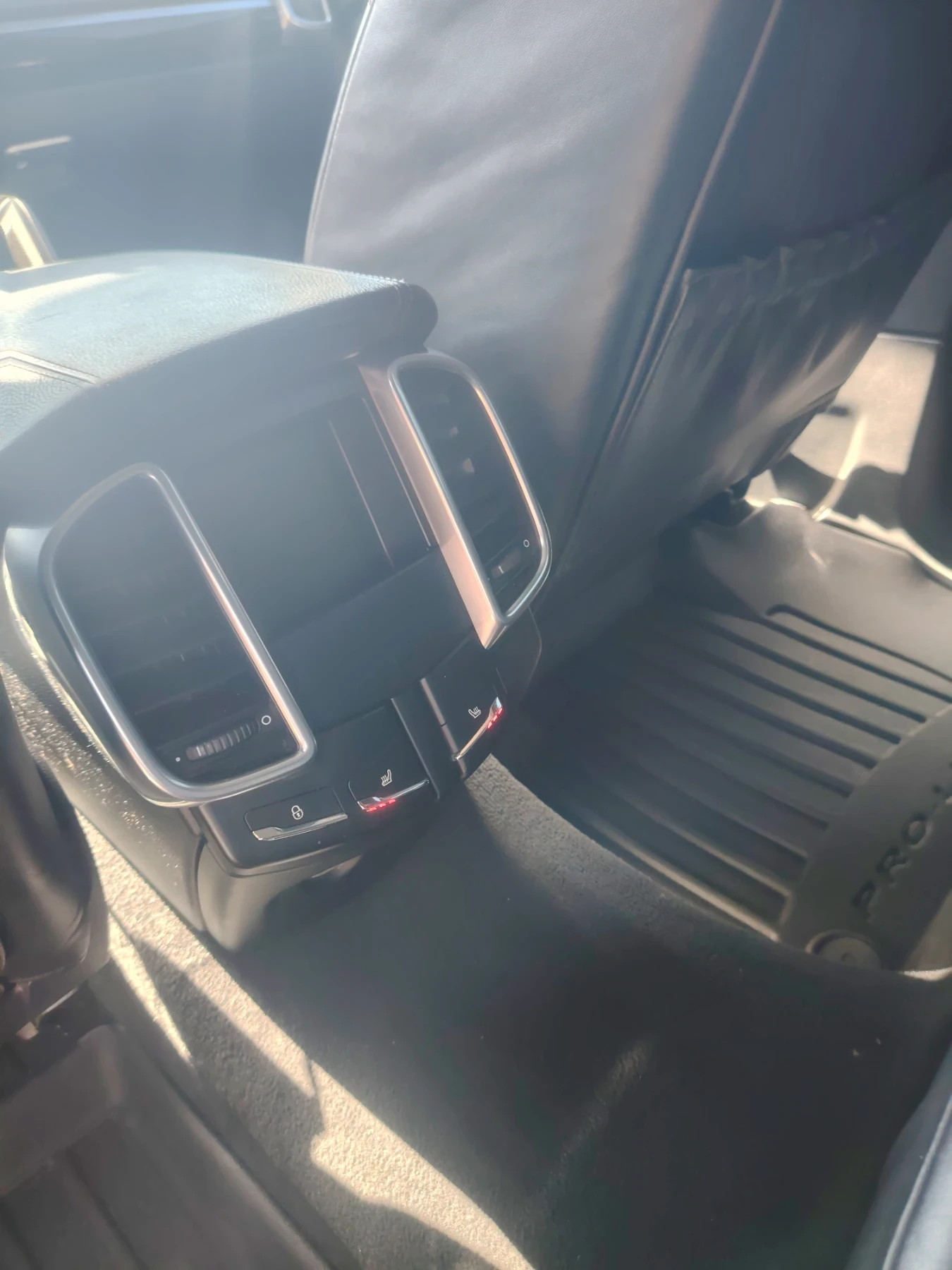 Porsche Cayenne, снимка 13 - Автомобили и джипове - 55696411
