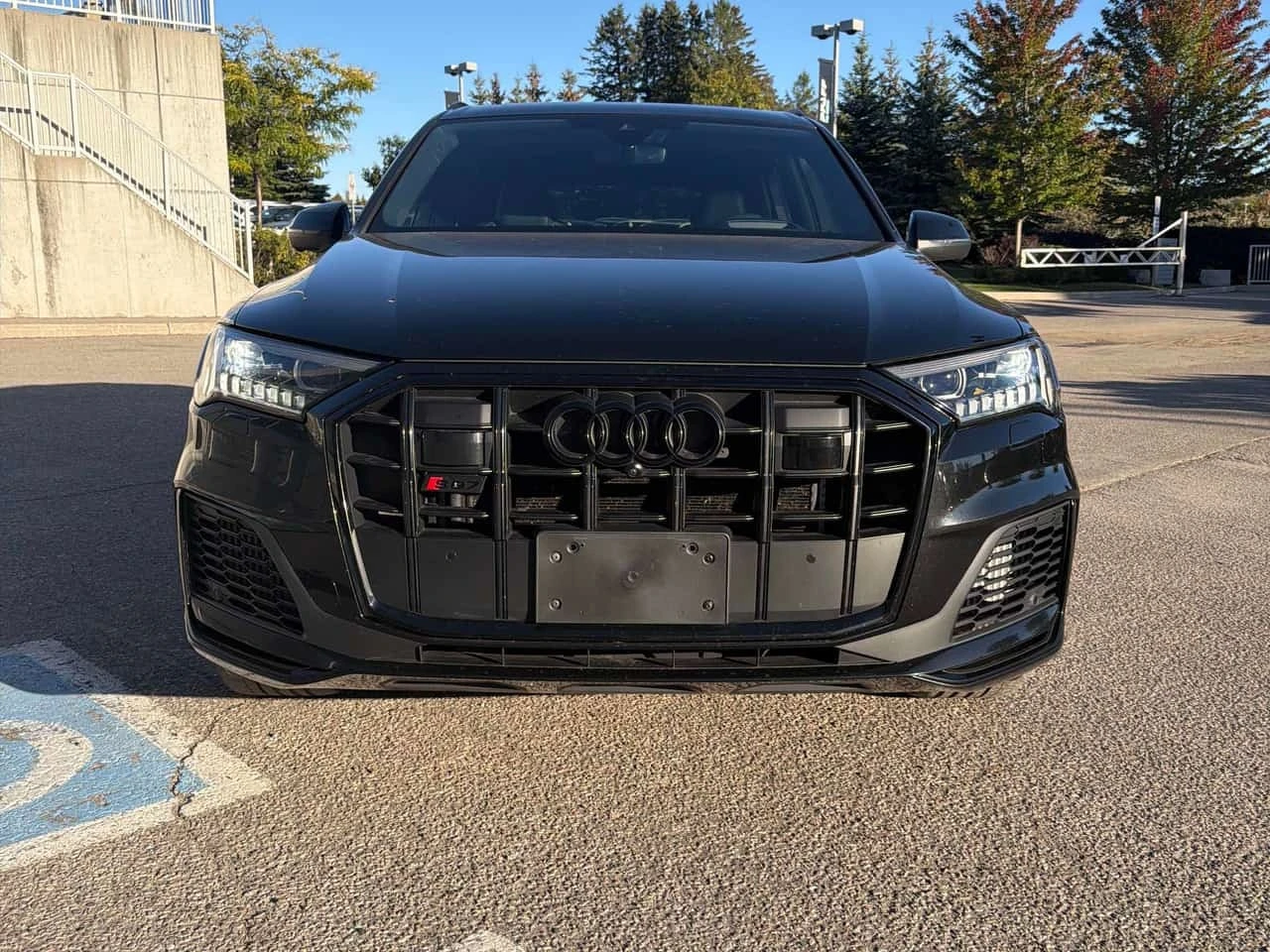 Audi SQ7 * 4.0 TFSI quattro * CARFAX * БЕЗ ПЪРВОНАЧАЛНА ВНО, снимка 6 - Автомобили и джипове - 56207959
