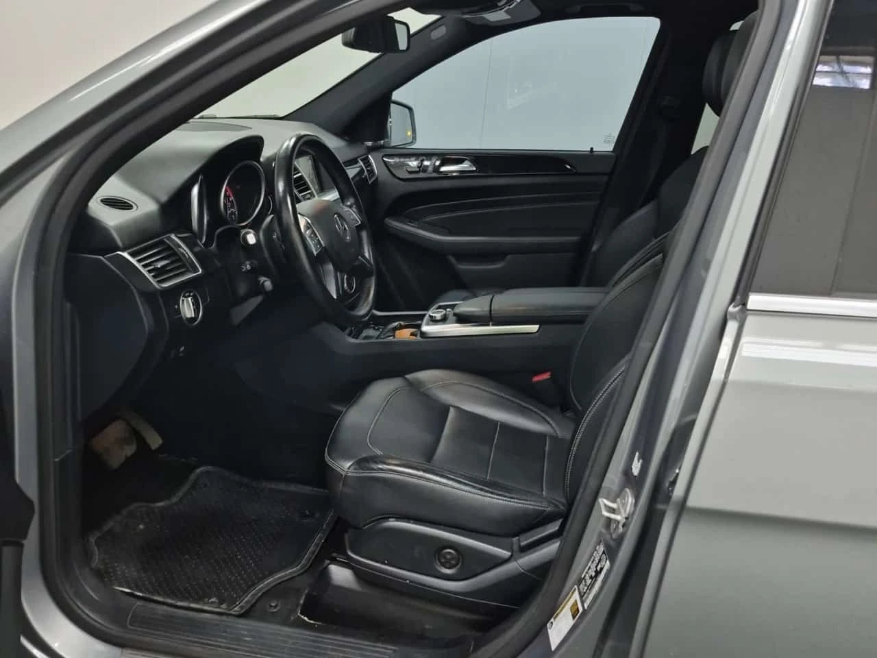 Mercedes-Benz ML 350 Bluetec * AMG * НА ПРУЖИНИ * CARFAX * , снимка 7 - Автомобили и джипове - 56280344