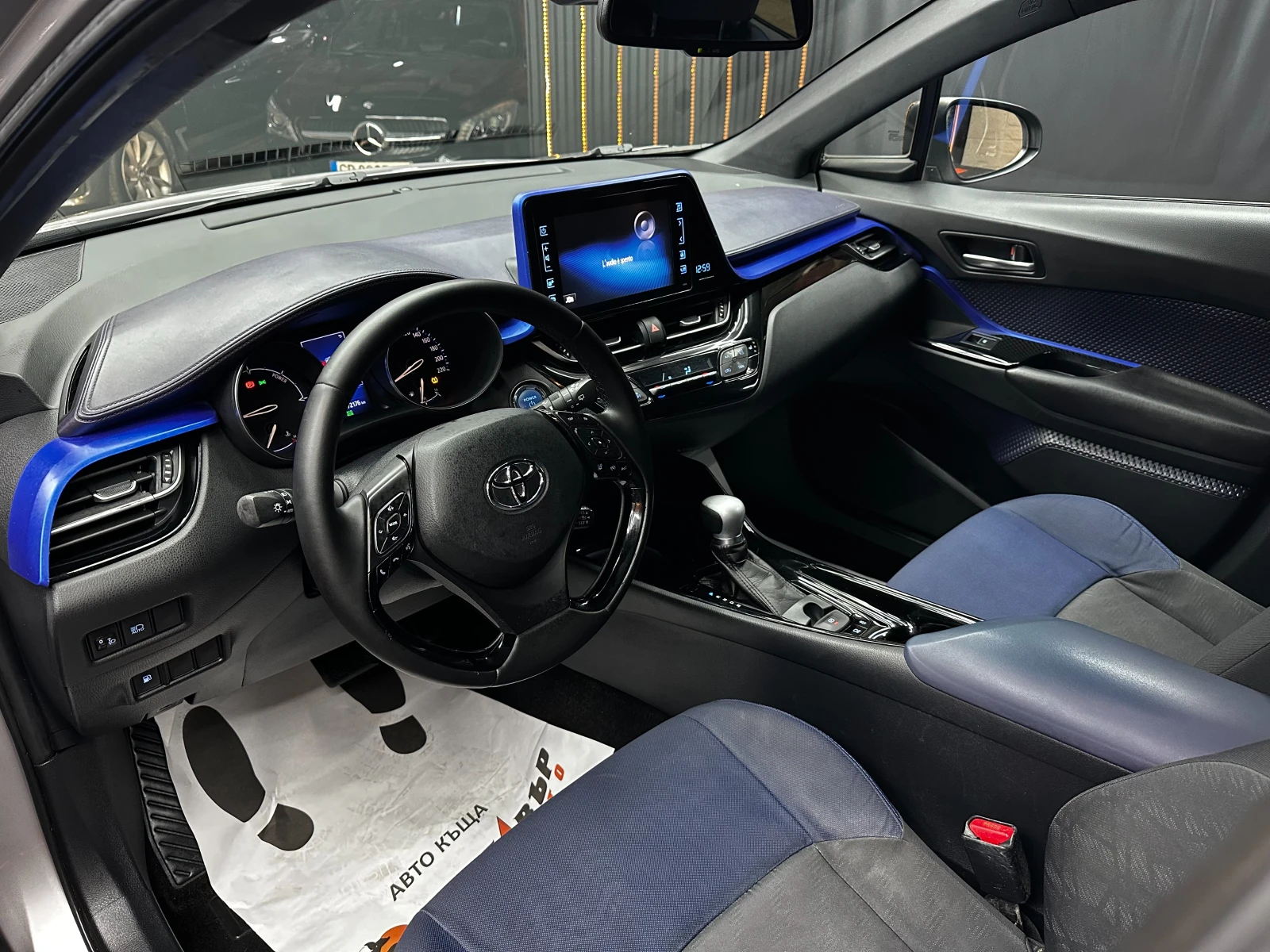 Toyota C-HR 1.8 hybrid 122 к.с. , снимка 7 - Автомобили и джипове - 56328078