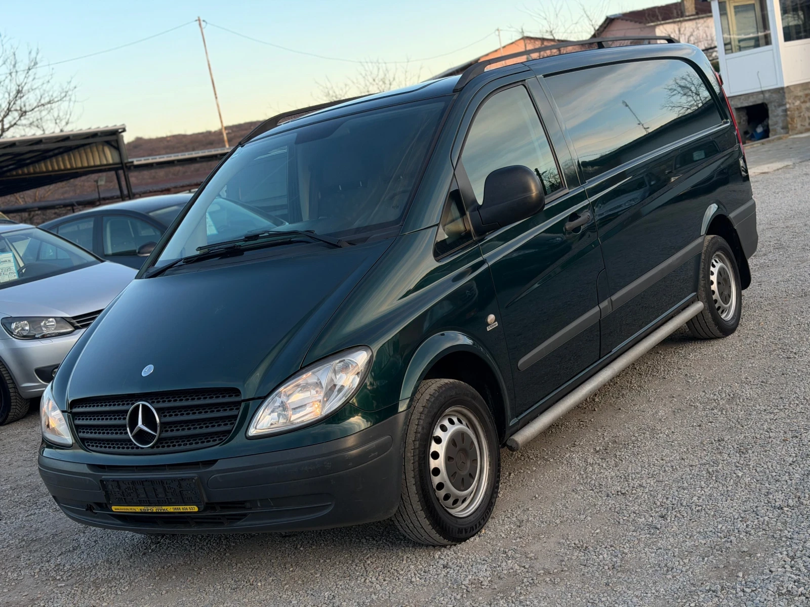 Mercedes-Benz Vito 2.2CDI 95кс КЛИМАТИК , снимка 3 - Бусове и автобуси - 53799423