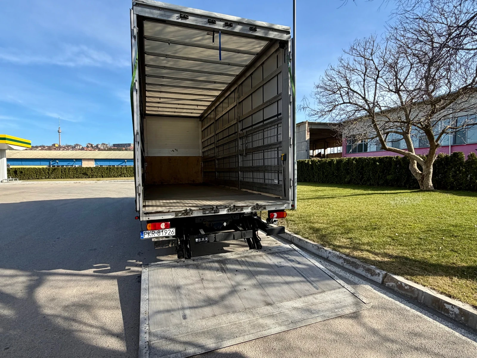 Daf Lf 230 НАЛИЧЕН!!!ТОП!!!ОБСЛУЖЕН!!!ПЪЛНА ИСТОРИЯ!!!, снимка 5 - Камиони - 53816885