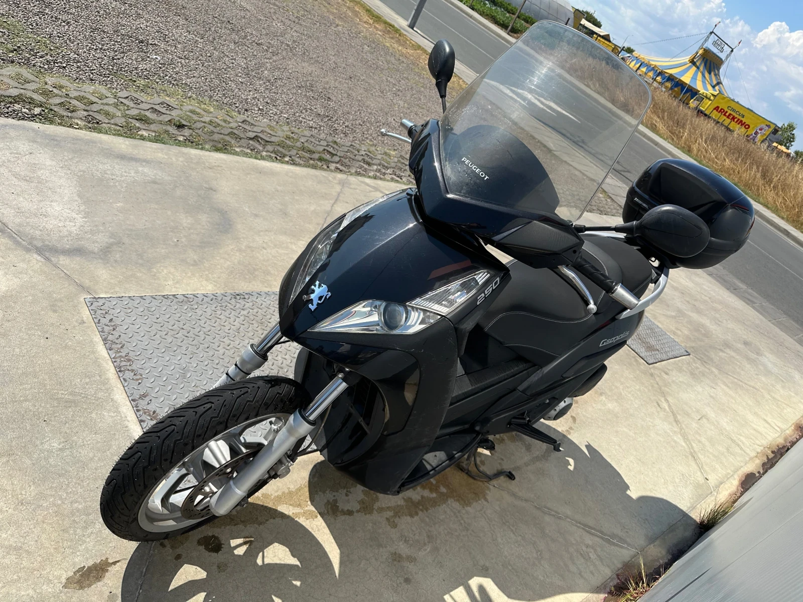 Peugeot Geopolis  - изображение 2