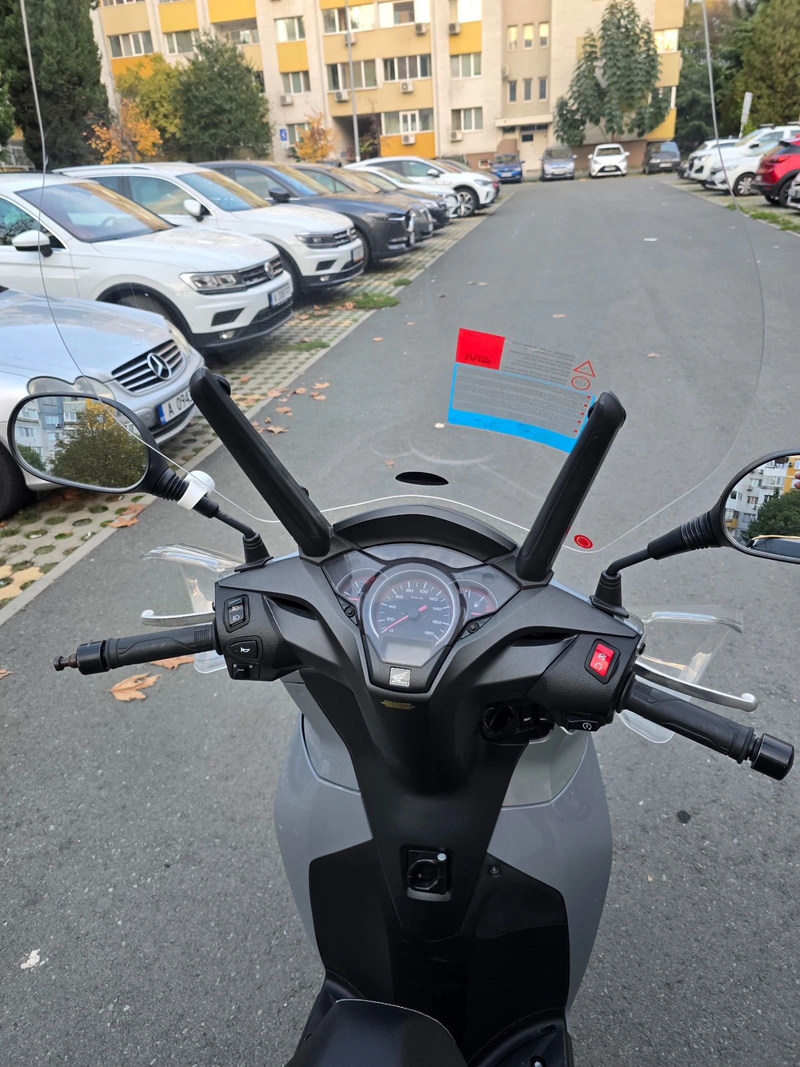 Honda Sh 300i ABS Keyless, снимка 4 - Мотоциклети и мототехника - 56748913