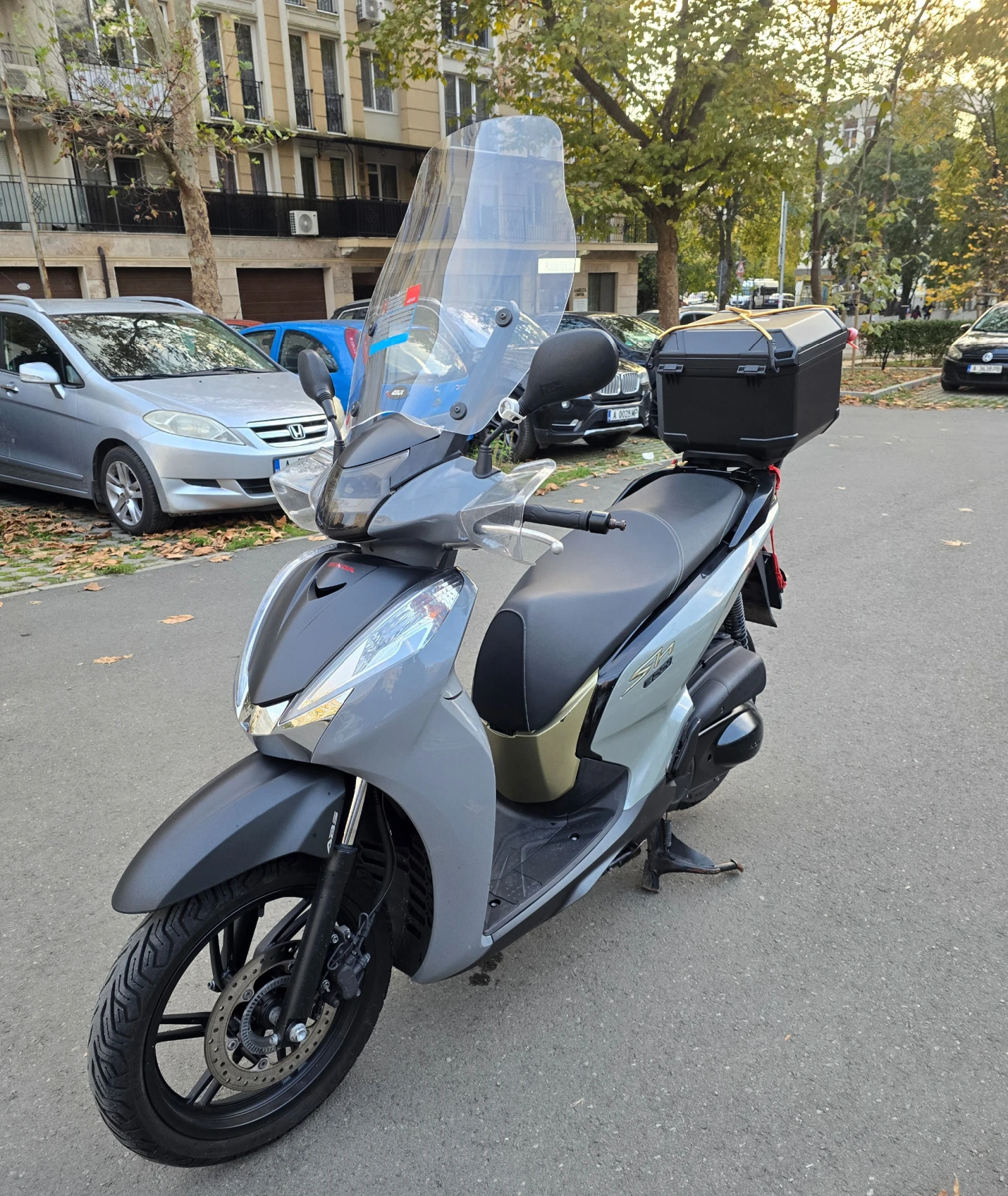 Honda Sh 300i ABS Keyless, снимка 7 - Мотоциклети и мототехника - 56748913