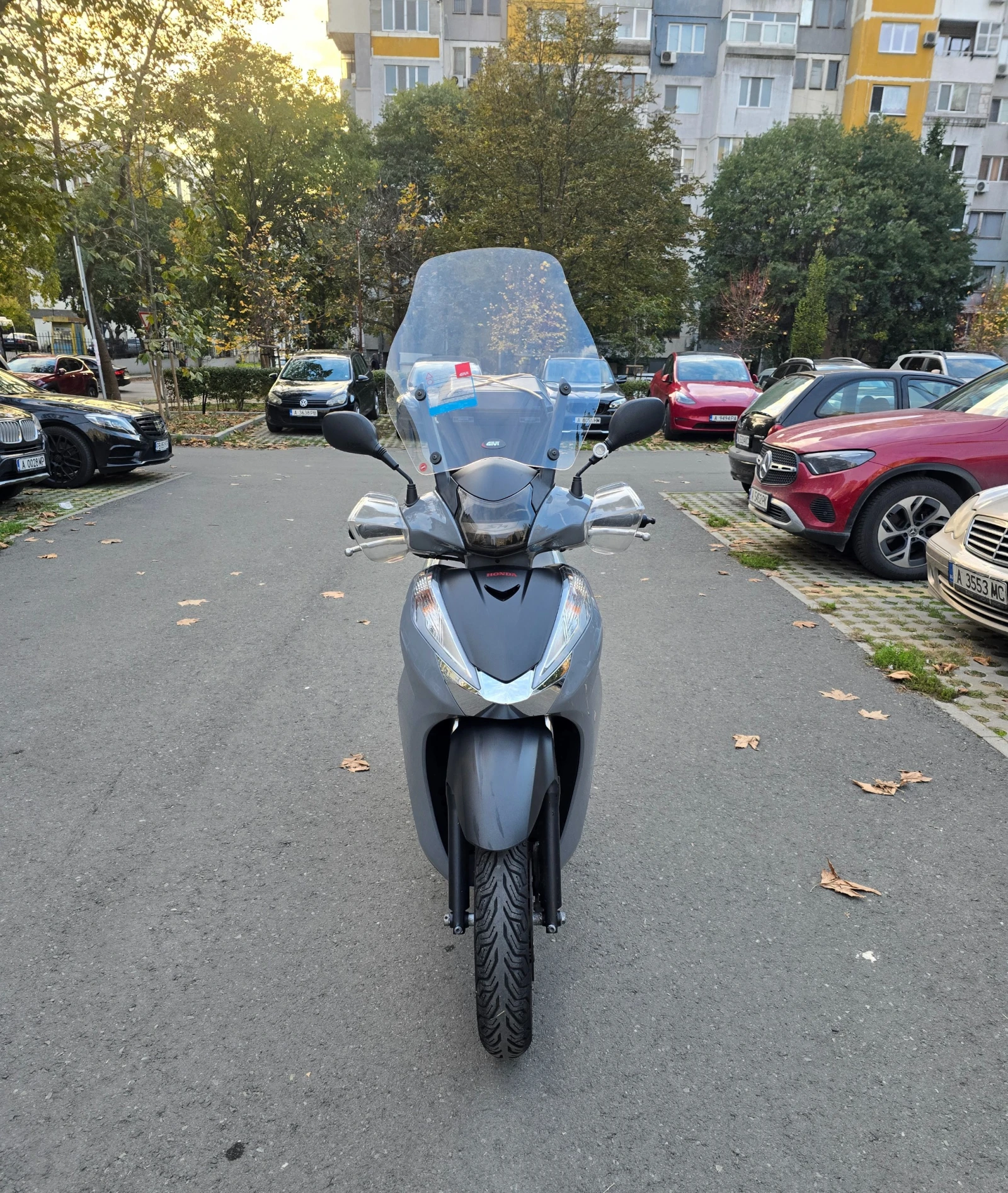 Honda Sh 300i ABS Keyless, снимка 2 - Мотоциклети и мототехника - 56748913