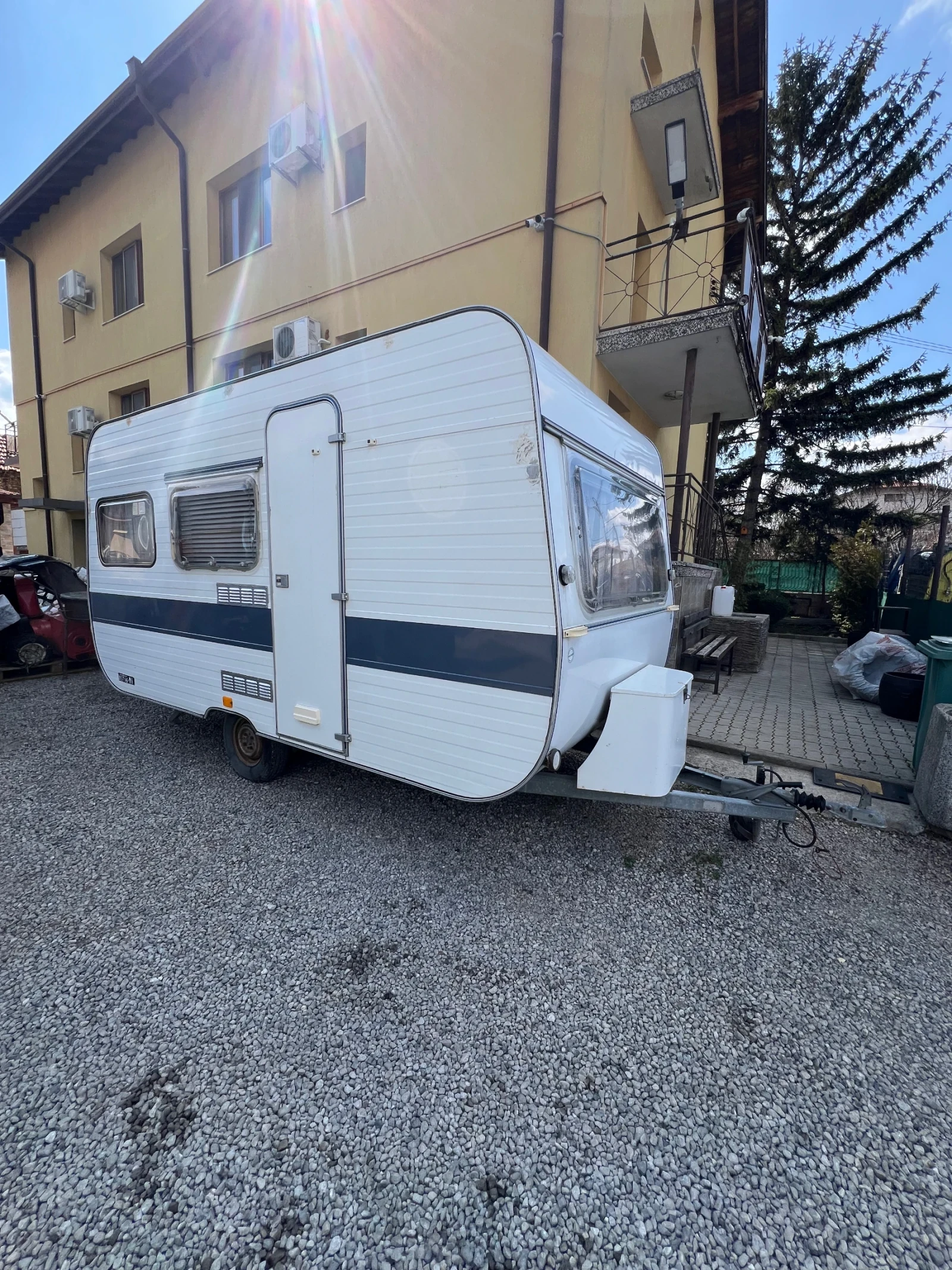 Каравана Adria ADRIA 410SLT+ ФОРТСЕЛТ-НОВ ВНОС ОТ ИТАЛИЯ, снимка 7 - Каравани и кемпери - 53976169