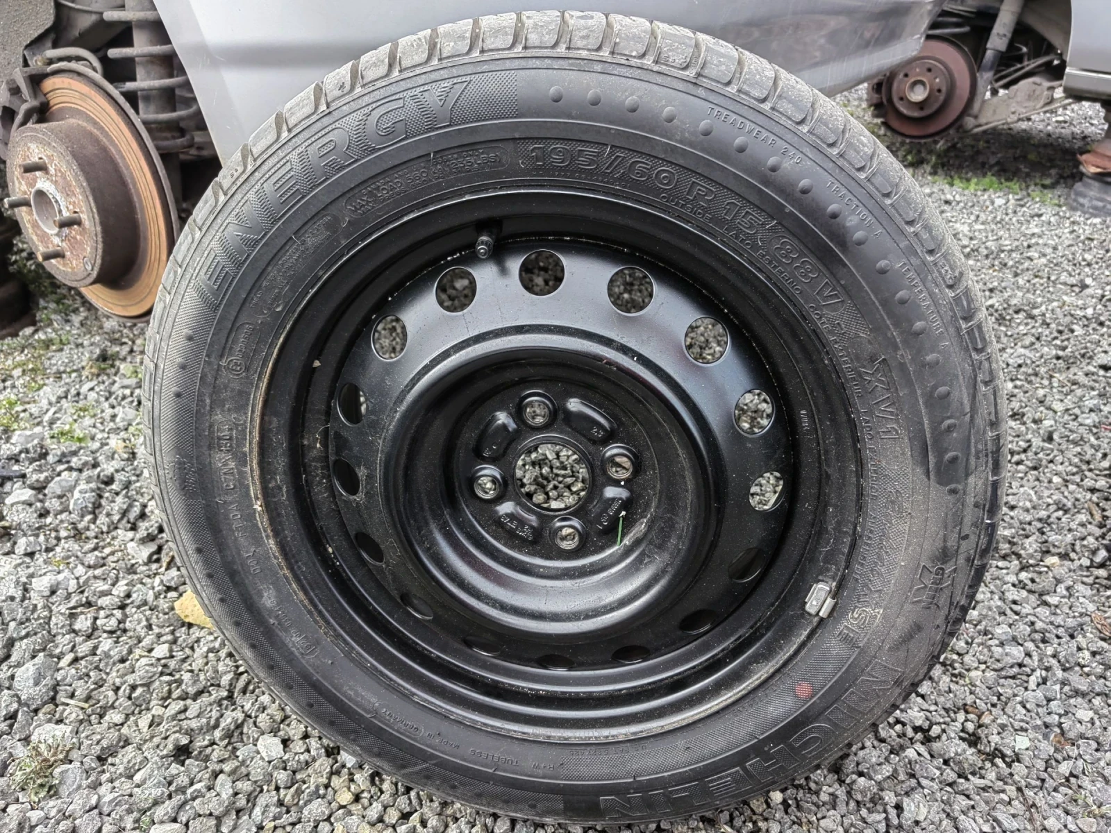    195/60R15  Toyota Corolla | Mobile.bg   1