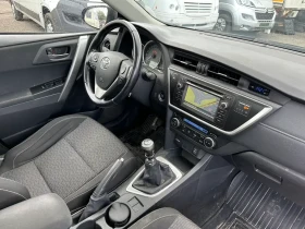 Toyota Auris, снимка 10