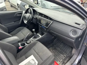 Toyota Auris, снимка 13