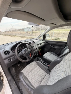 VW Caddy 1.6 TDI, Напълно Обслужена - 5600 € / 10952.65 лв. - 84612158 6