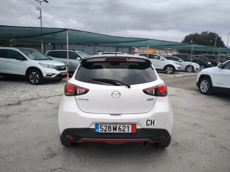 Mazda 2 1.5i SKYACTIV G!!NAVI!!Edition!!STASTOP!!97000km, снимка 8 - Автомобили и джипове - 49441603