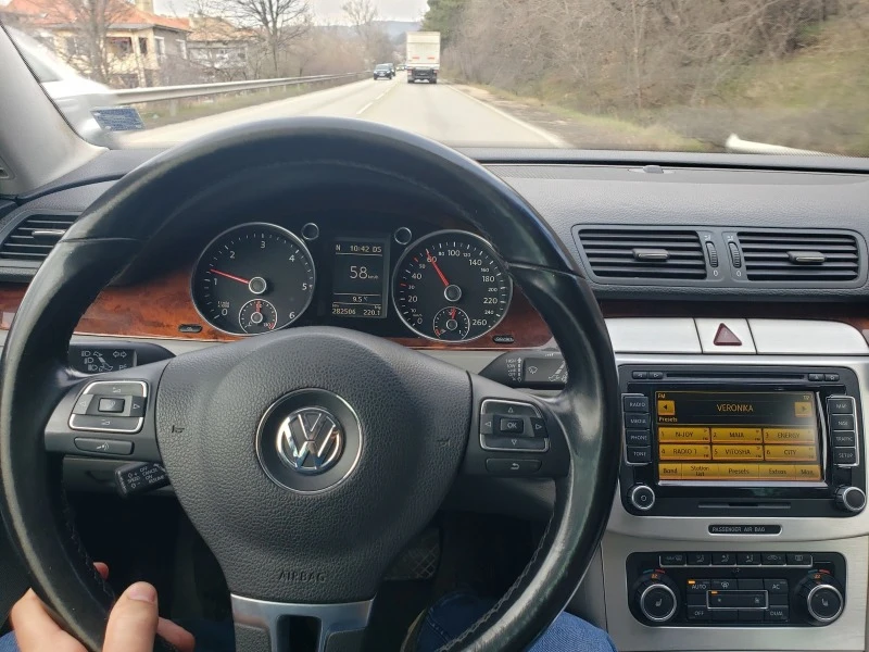 VW Passat Highline, снимка 7 - Автомобили и джипове - 47285317