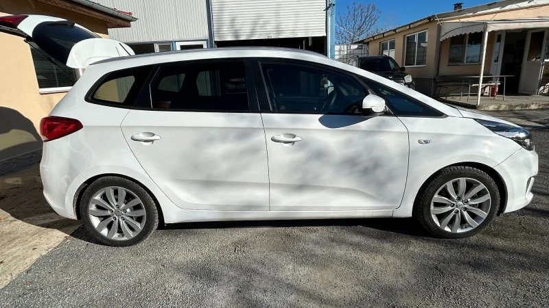 Kia Carens 1, 7 CRDI, снимка 5 - Автомобили и джипове - 48507762