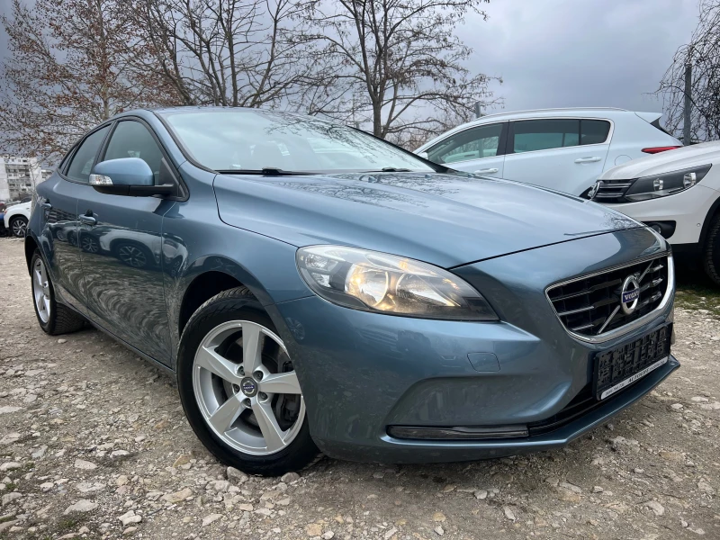 Volvo V40 2.0D3 150K.S. DIGITAL CAMERA, снимка 3 - Автомобили и джипове - 48954953