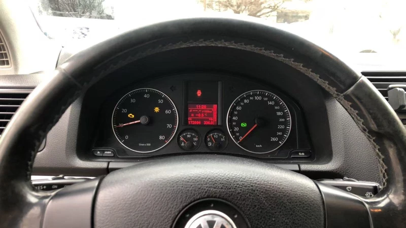 VW Golf, снимка 3 - Автомобили и джипове - 49538709