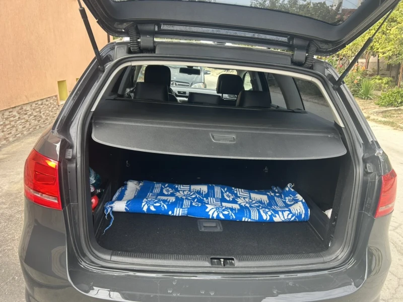 VW Passat, снимка 5 - Автомобили и джипове - 52269669