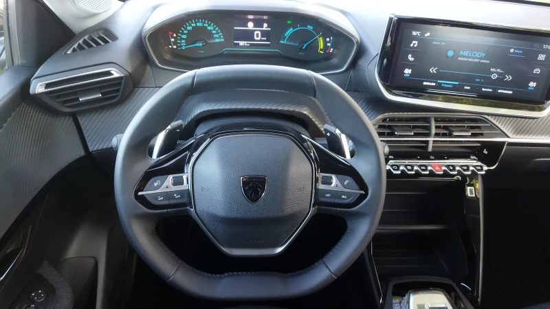 Peugeot 208 MHEV Швейцария, снимка 9 - Автомобили и джипове - 52238977