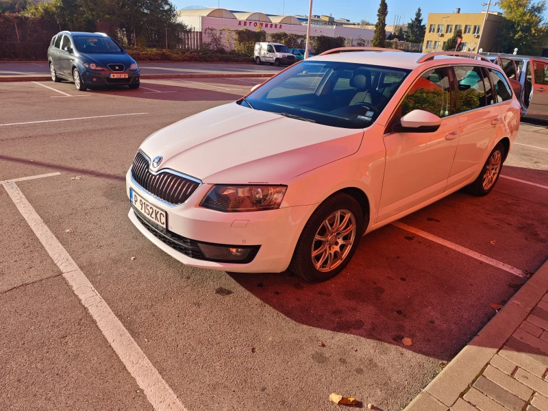 Skoda Octavia, снимка 5 - Автомобили и джипове - 52303678