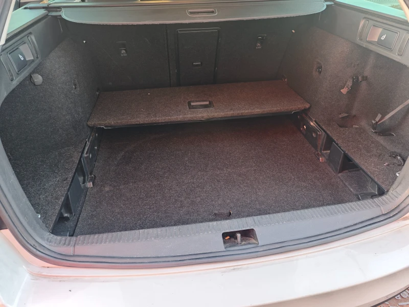 Skoda Octavia, снимка 12 - Автомобили и джипове - 52303678