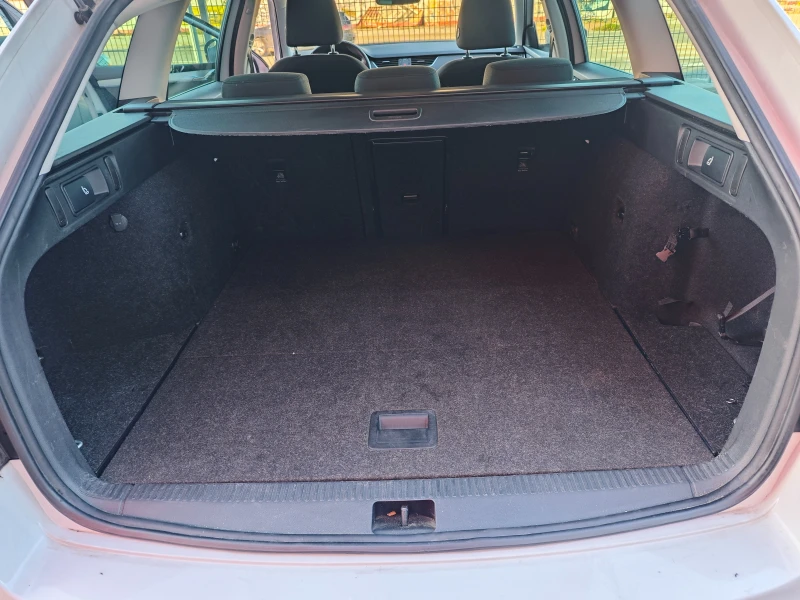 Skoda Octavia, снимка 11 - Автомобили и джипове - 52303678